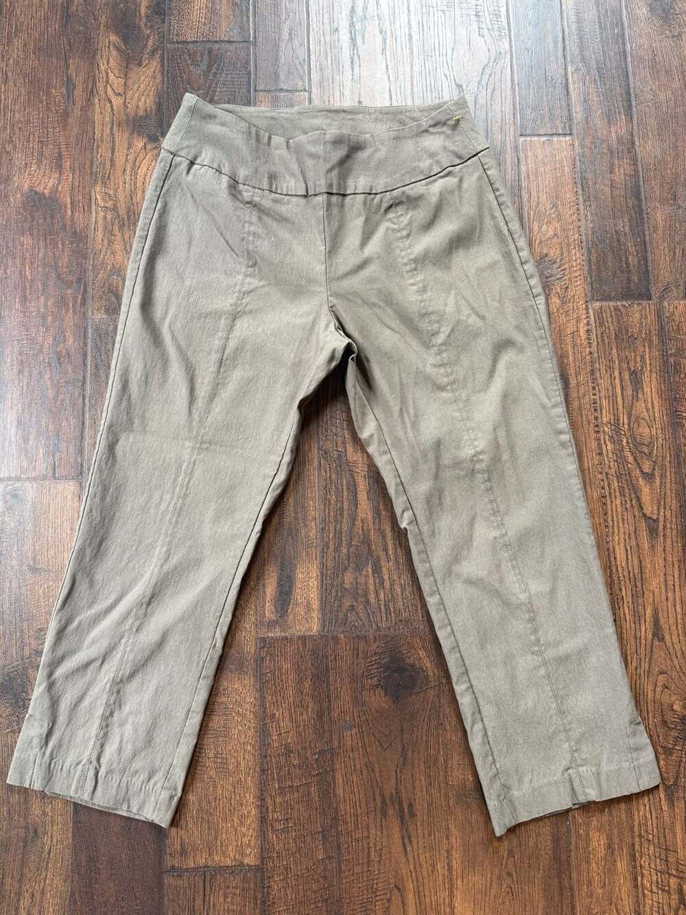 Lula L Clothing Women's Taupe Pull-On Capri Pants with Side Slit Hem